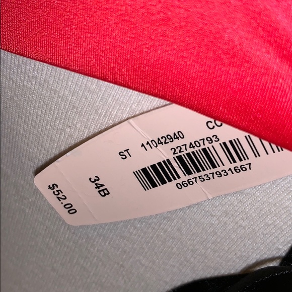 Limited edition NWT Victoria’s Secret Very Sexy Plunge Bra - 34B - bright red - Picture 5 of 5